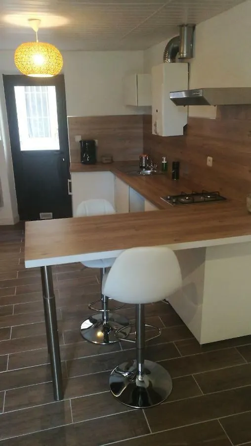 Apartment Studio Idealement Place, Calanques Et Centre Ville La Ciotat